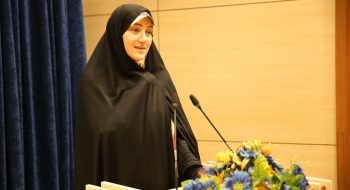 سخنرانی دکتر فاطمه اصلانی پیرامون بحث آموزش های حضوری