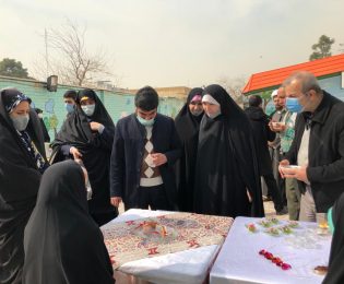 برگزاری بازارچه خیریه به مناسبت شب یلدا